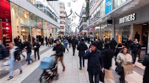 Sweden’s economy shrinks in the third quarter to signal that a recession may have hit the country